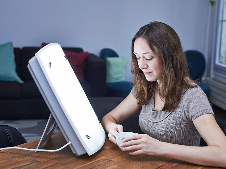 how to use light therapy to treat depression